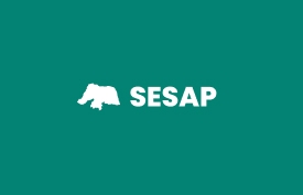 Banner com arte do curso: SESAP (pré-edital)  - Base para todos os cargos