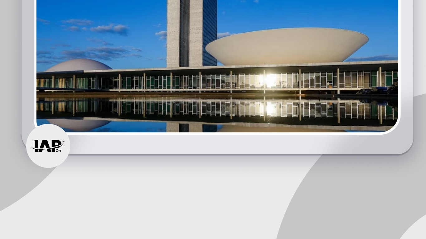 Banner de capa da notícia Concursos federais: Câmara aprova urgência para ampliação de cotas.